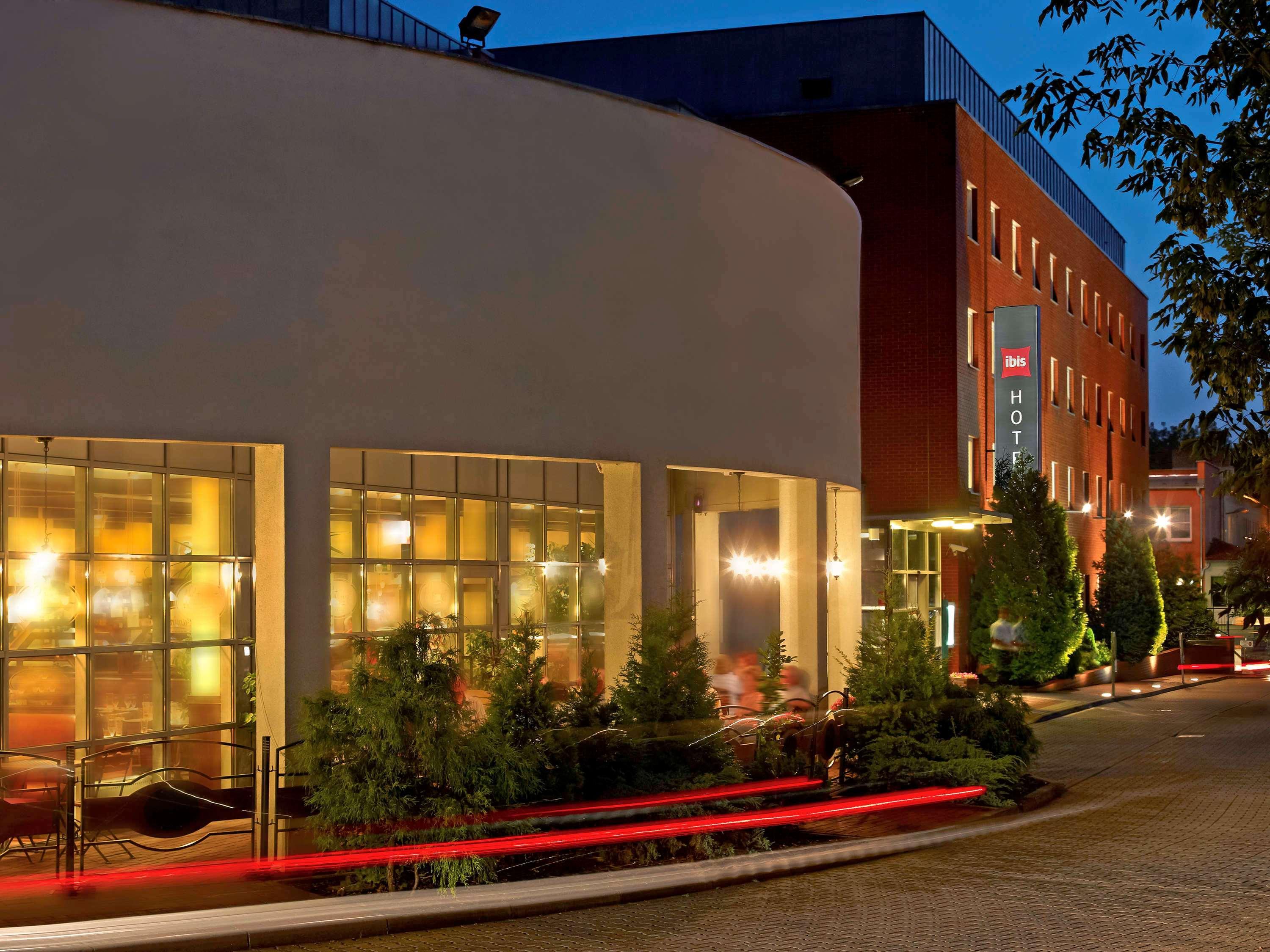 Ibis Poznan Stare Miasto Exterior foto